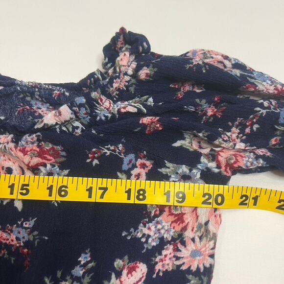 Cottage Core Top Asymmetric Bell Sleeve Coquette Fairy Sz L Dark Floral Flowy - Picture 3 of 10